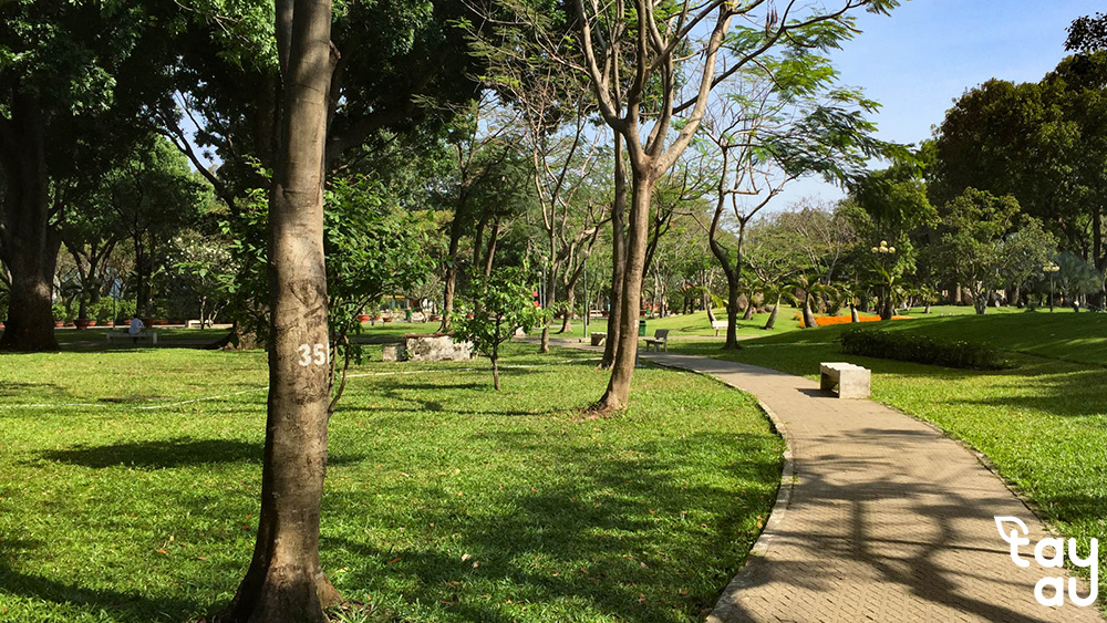 top beautiful parks in Saigon 10