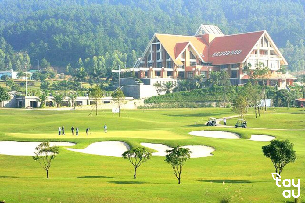 Top Most Beautiful Scenic Golf Courses in Vietnam You Can't Miss 23 most beautiful golf courses in Vietnam 12