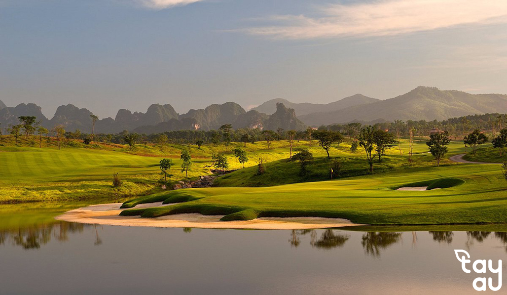 Top Most Beautiful Scenic Golf Courses in Vietnam You Can't Miss 19 most beautiful golf courses in Vietnam 8