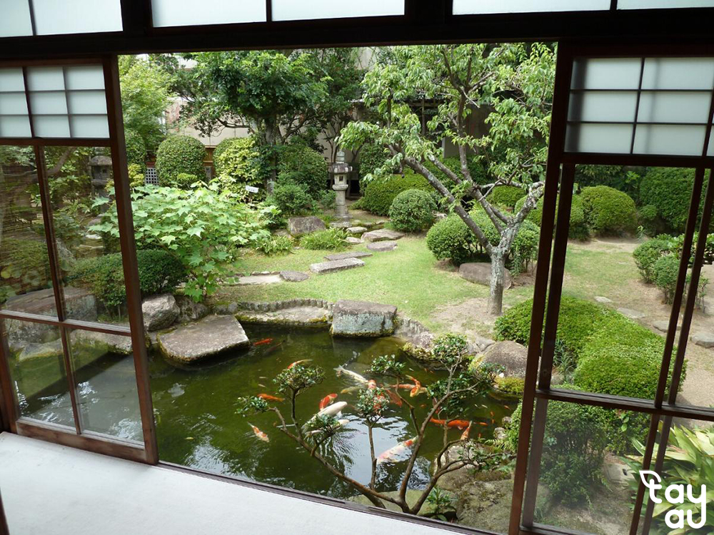 The design of the backyard miniature garden is striking and highly aesthetic 12 tieu canh san vuon sau nha 6
